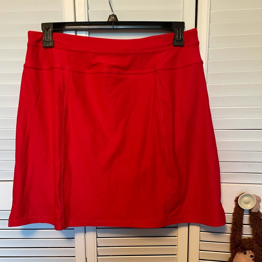 Solid Red Skort size 14/16 FullBeauty￼ Sport